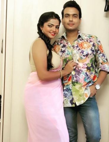 Bharti Jha with co-star