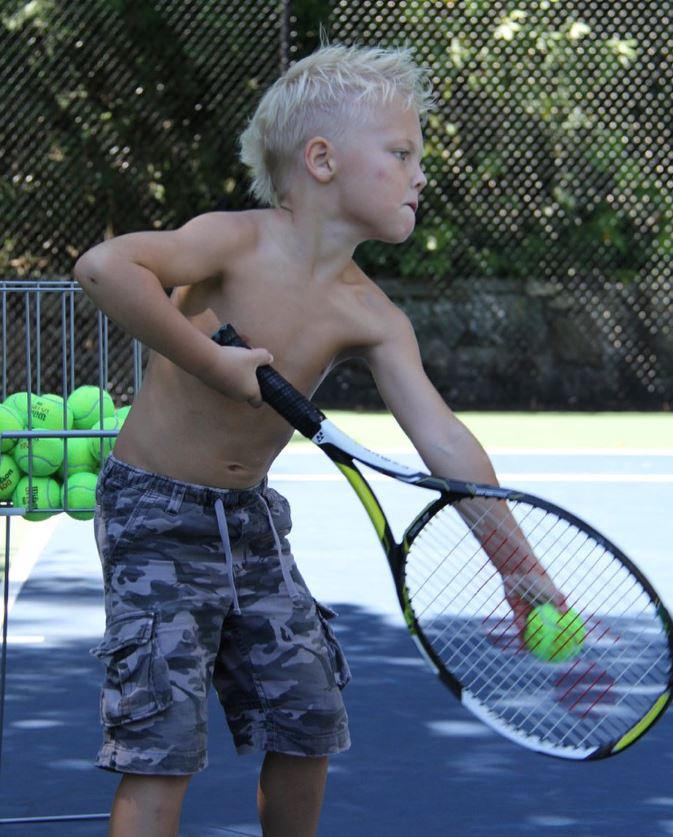 Childhood photo of Cruz Hewitt