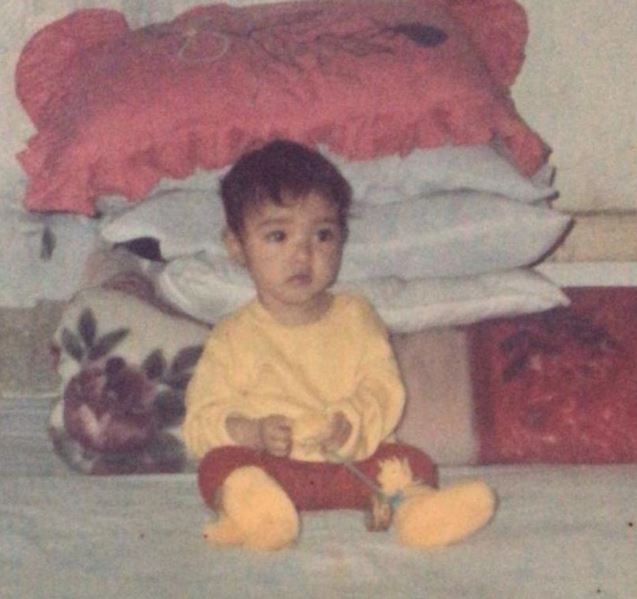 Childhood photo of Zuchobeni