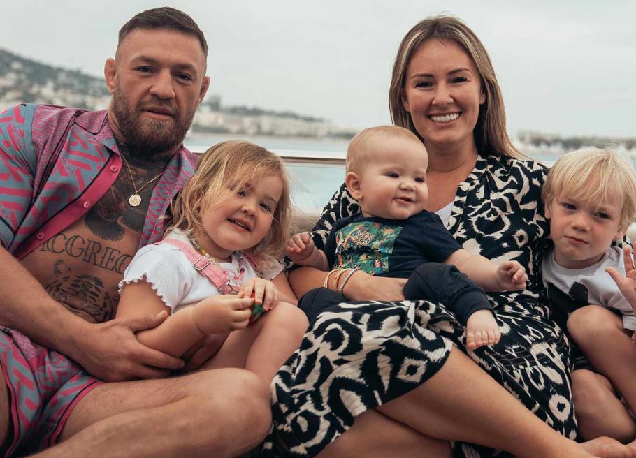Dee Devlin with her hubby and kids