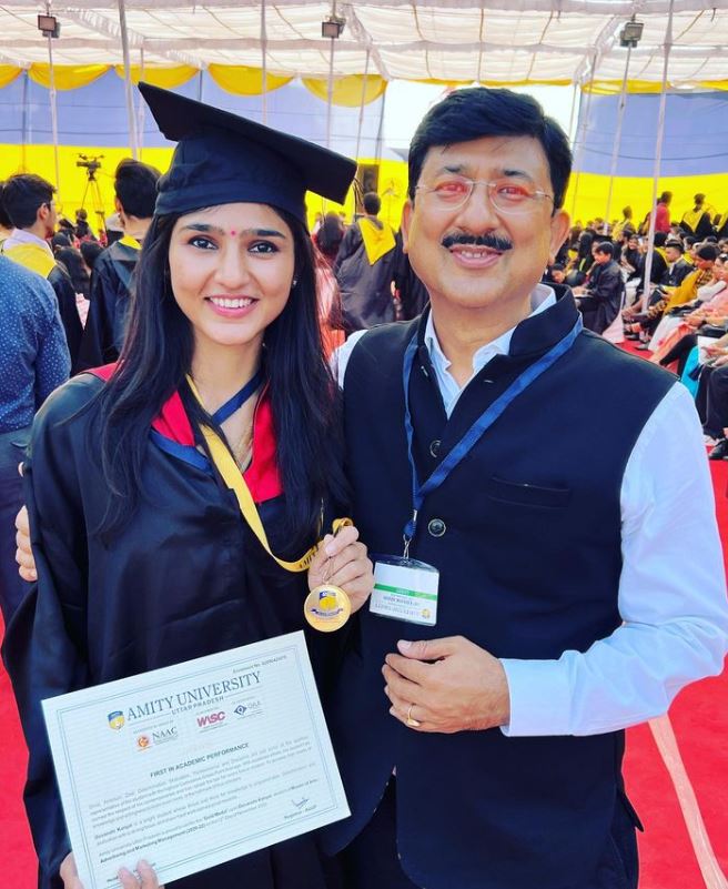 Kishore Kanyal with his daughter Devanshi