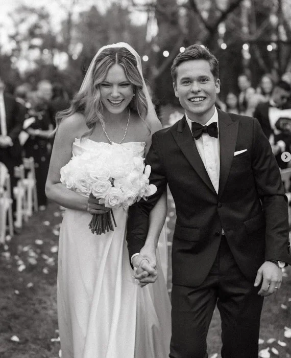 Lev Valerievich Bure got married to Elliott Dunham