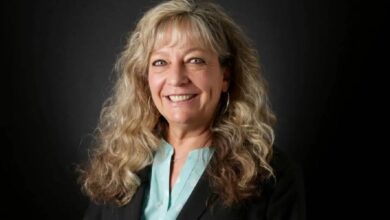 Mary Kay Holthus