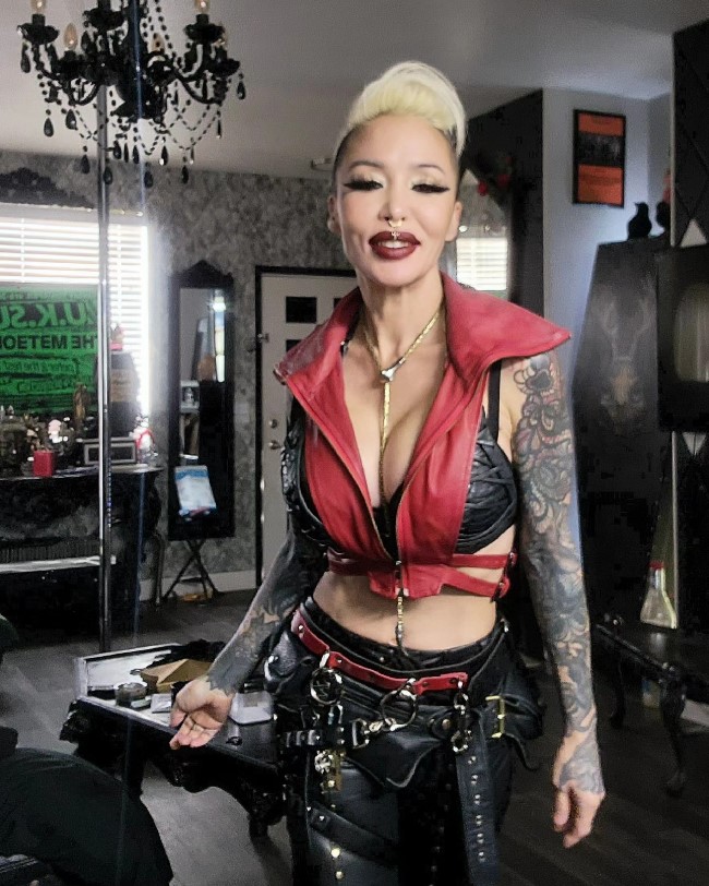 Masuimi Max bio