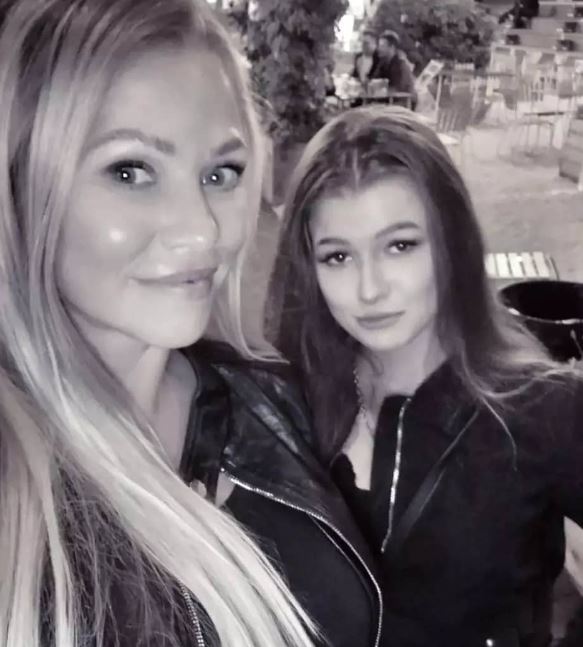 Olivia Sparkle and her friend