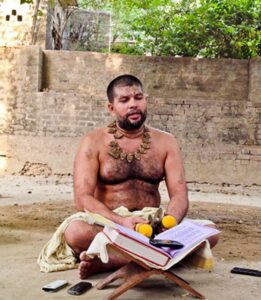 Premanand Ji Maharaj Biography, Wiki, Age, Ashram, Family, Story & More
