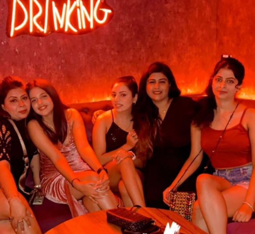 Shruti and her friends