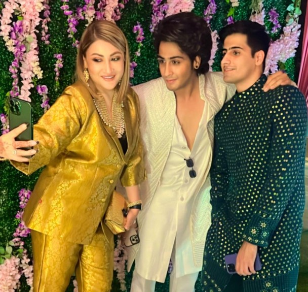 Urvashi Dholakia Wedding & Twin Son