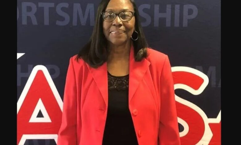 Who Was Yvonne Michelle Simmons The First African American Female Coach in the Alabama Hall of Fame