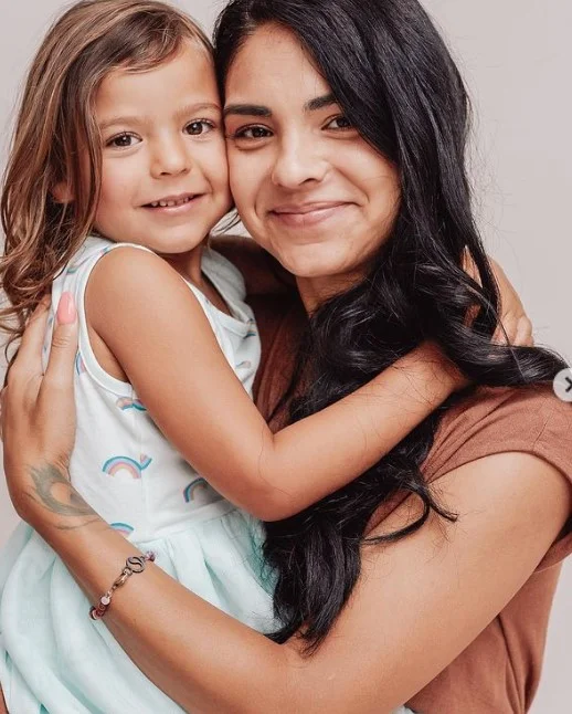 Arista Ilona with her daughter