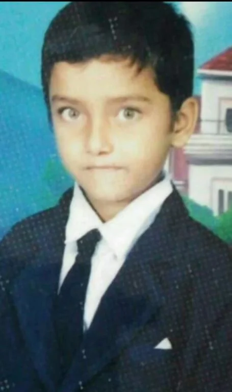 Canbee Lifestyle during his childhood picture