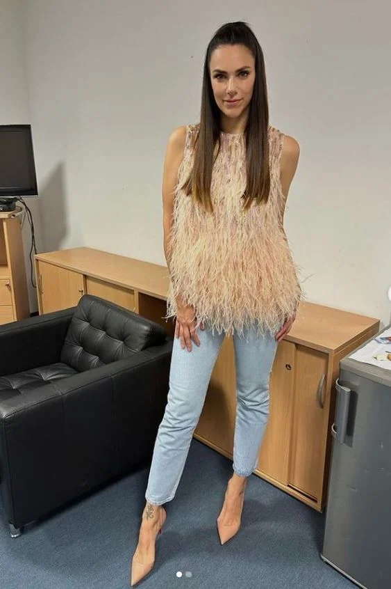 Esther Sedlaczek height