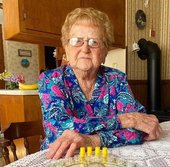 Grandma Droniak news