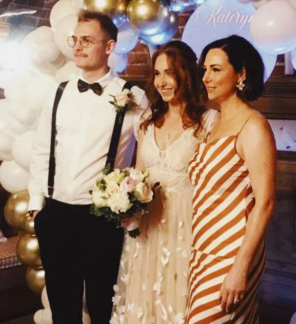 Heidi Przybyla with family members