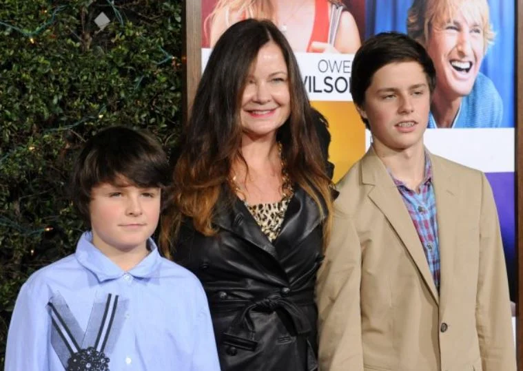 Jennifer Nicholson with her kids