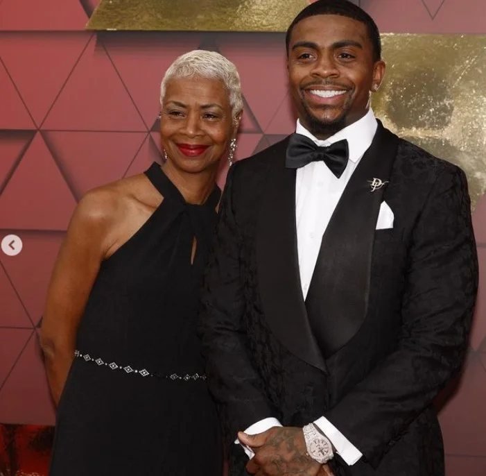 Jerick Mckinnon with his mom