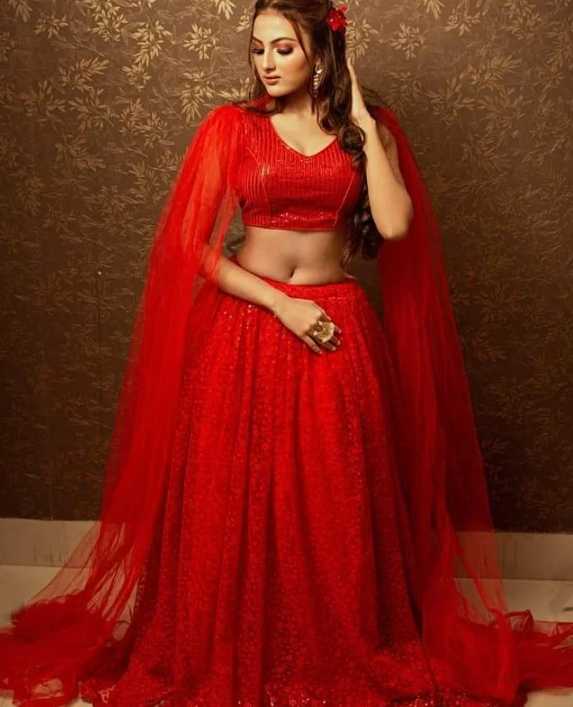 Jyotirmoyee Kundu is a model