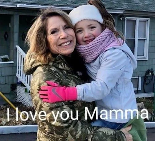 Kinsley Murray with her mother