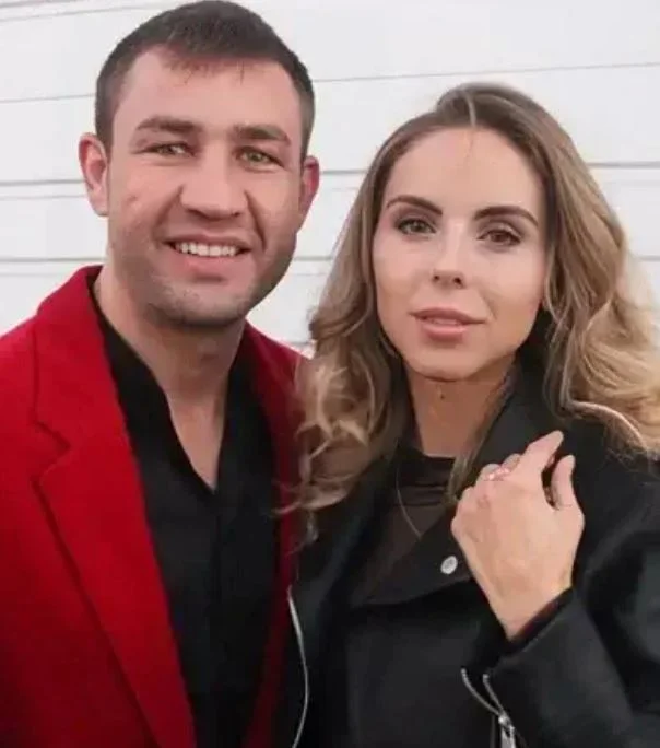 Ksenia Karelina Chris Van Heerden