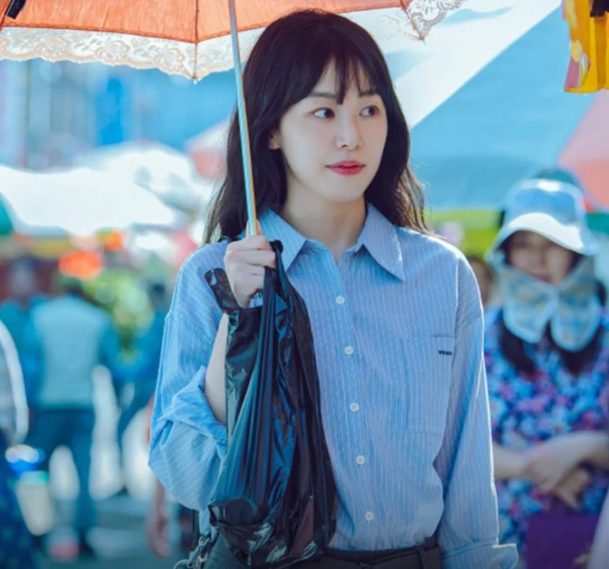 Like Flowers in Sand Episode 13 plot