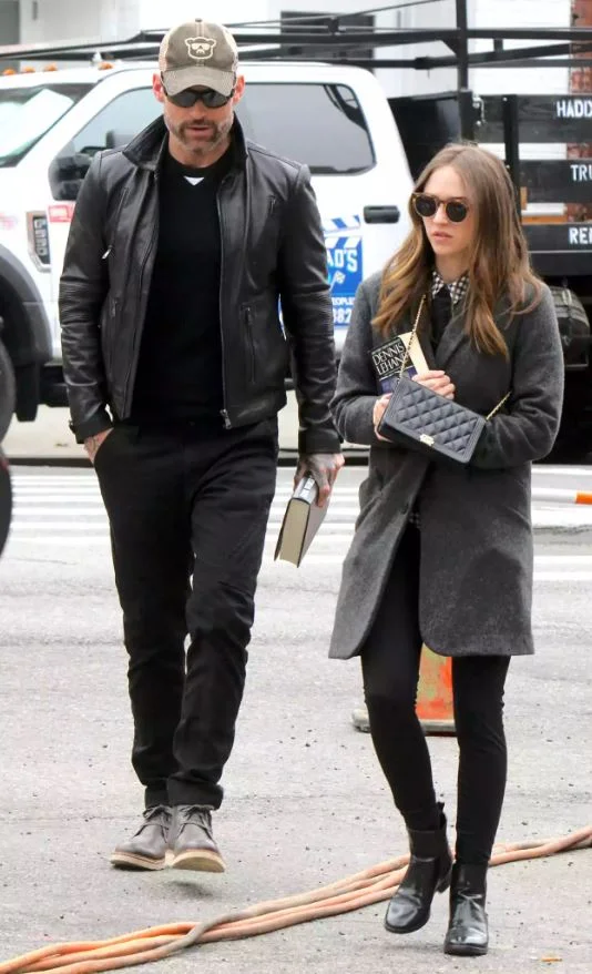 Olivia Korenberg and Seann William Scott