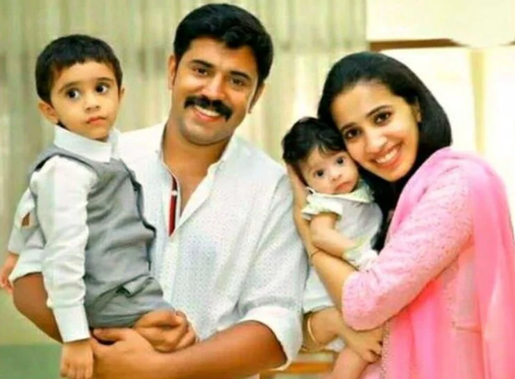 Rinna Joy with her husband and kids