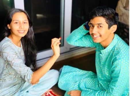 Rudhraksh Jaiswal with his sister