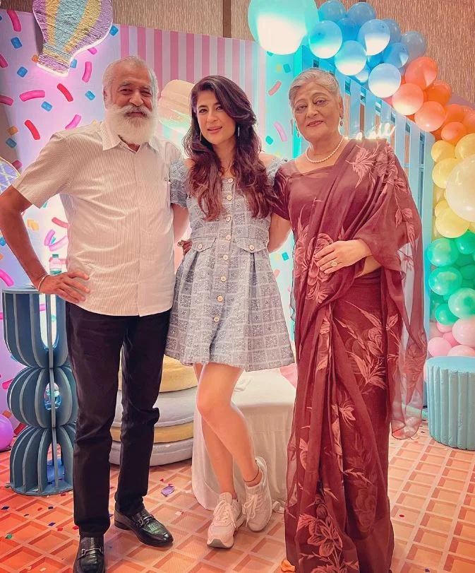 Tahira Kashyap with her parents
