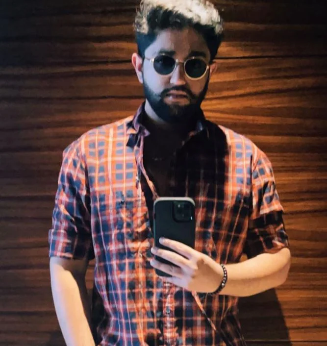 Tarun Karthikeyan bio