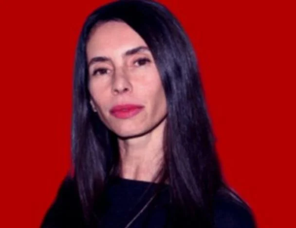 Tharita Cesaroni bio