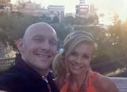 Thomas Gravesen with his girlfriend