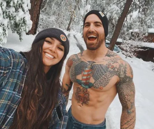 Thoren Bradley girlfriend