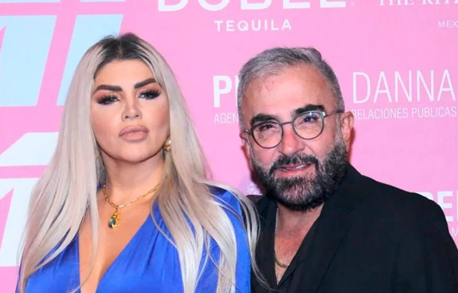Vicente Fernández Jr with his wife