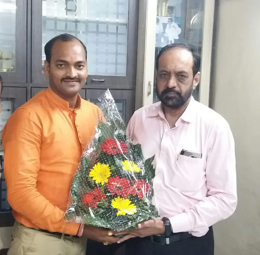 Vinod Ghosalkar wiki