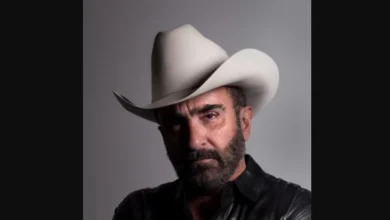 Who Is Vicente Fernández Jr
