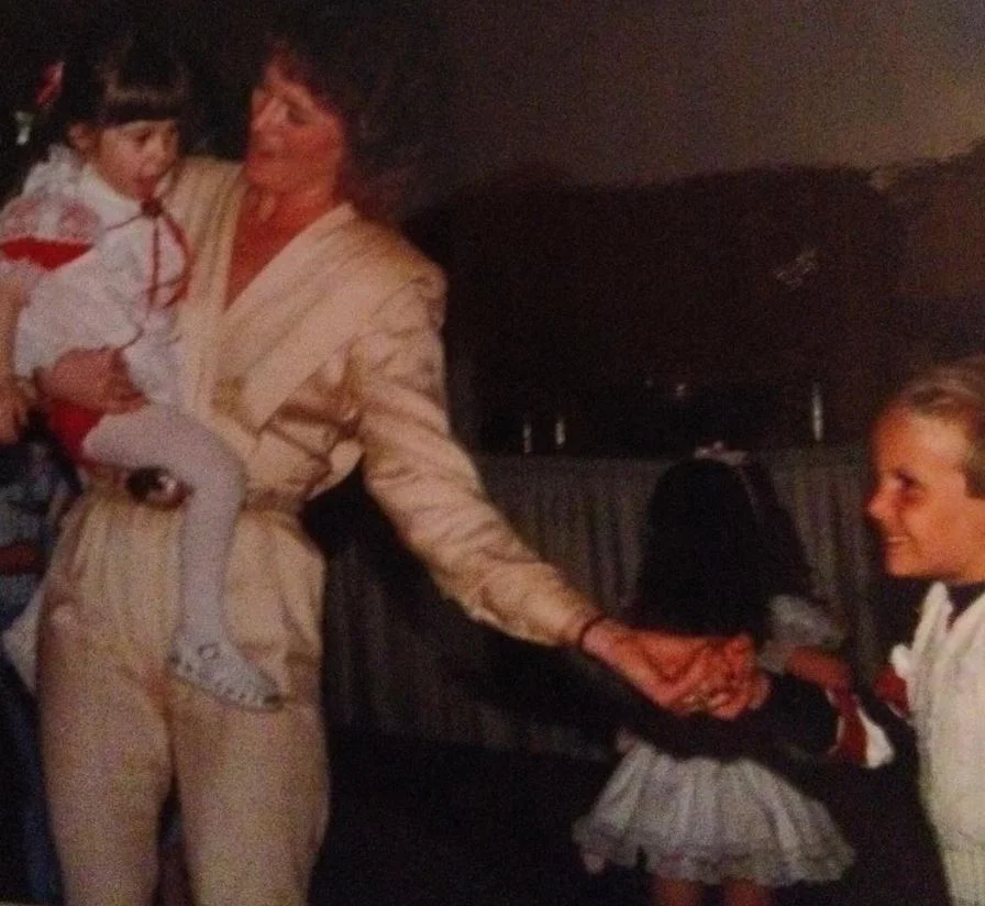 Young Ashley Avignone and her family