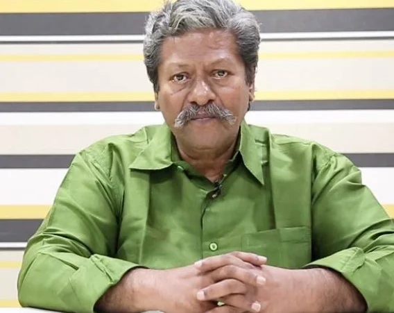 Zeenat Priya father
