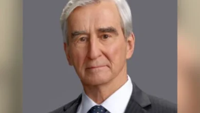 Sam Waterston